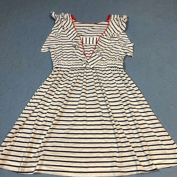 THML Striped Short Sleeve Dress Size Large - Picture 1 of 6